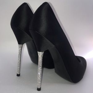 Gorgeous! Stuart Weitzman Blk Satin with Crystal